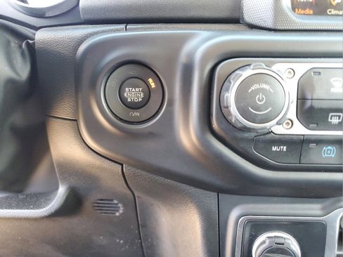 Certified 2023 Jeep Wrangler Unlimited Sahara AWD/4WD image 12