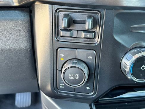 New 2026 Ford F250 Lariat w/ Lariat Premium Package image 38