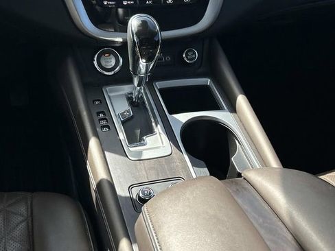 Used 2019 Nissan Murano Platinum image 17