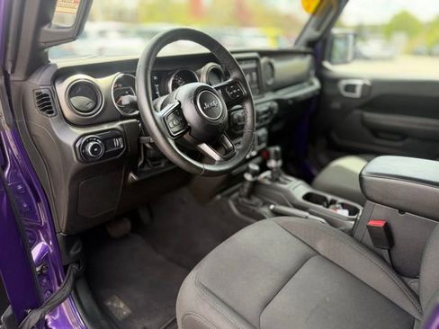 Used 2023 Jeep Wrangler Unlimited Sport w/ Sun And Sound Package AWD/4WD image 14