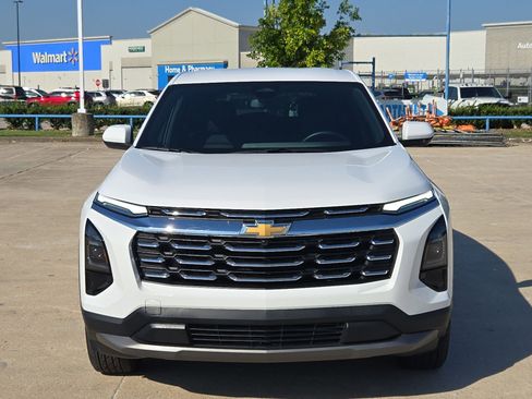 Used 2026 Chevrolet Equinox LT FWD image 10