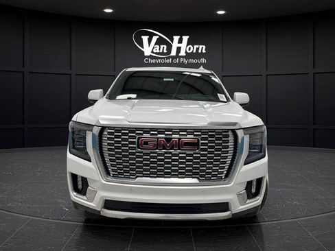 Used 2023 GMC Yukon Denali AWD/4WD image 2