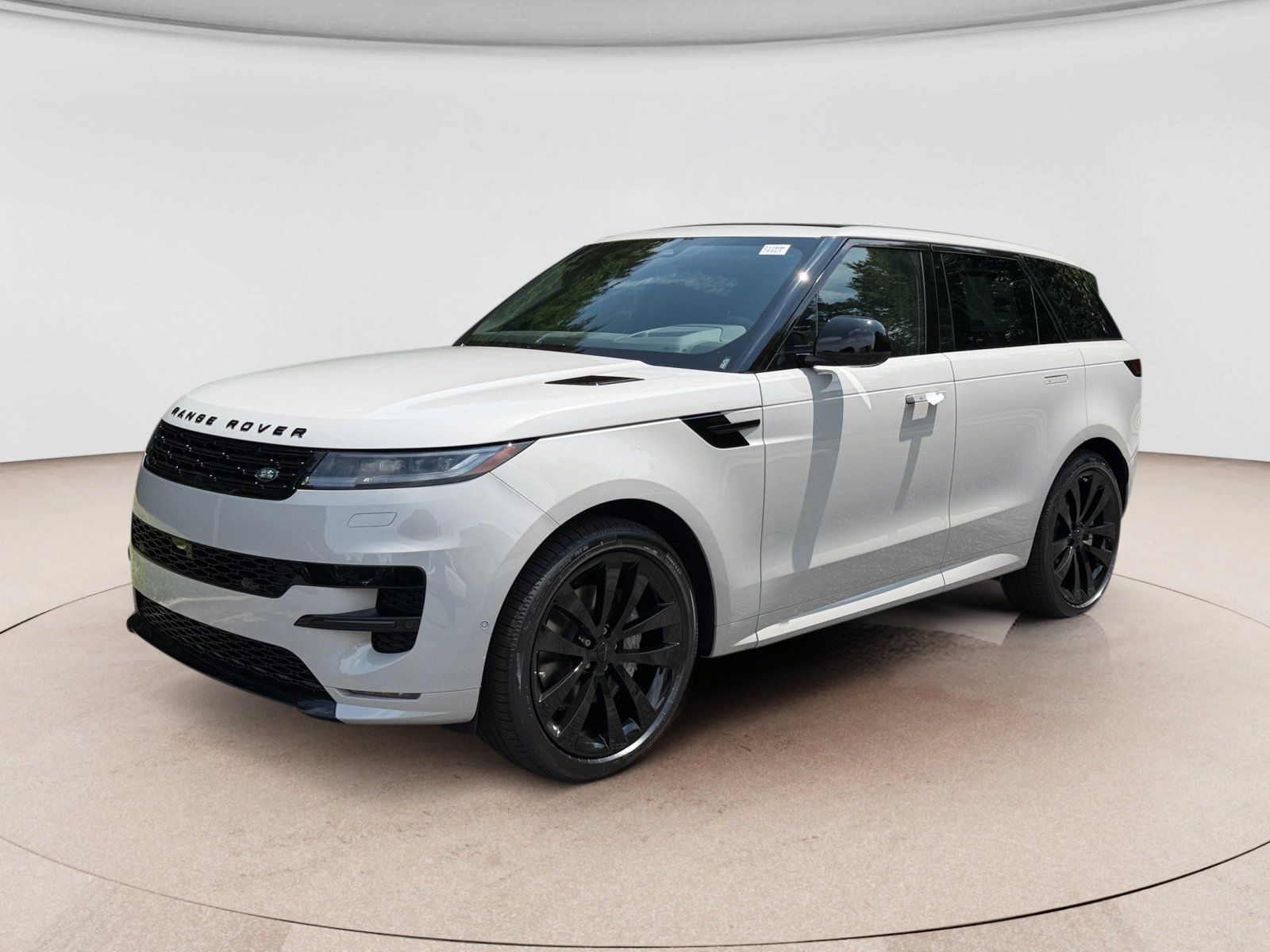 New 2026 Land Rover Range Rover Sport Dynamic SE AWD/4WD image 1