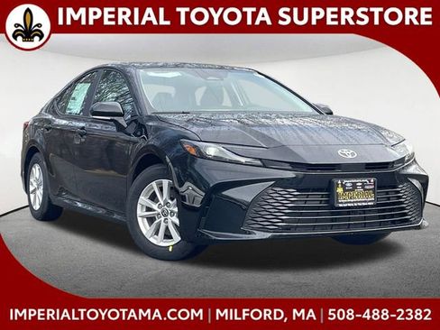 New 2026 Toyota Camry LE image 1