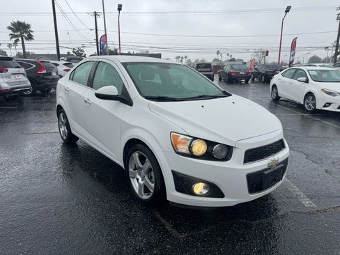 Used 2013 Chevrolet Sonic LTZ image 12