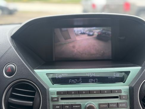 Used 2011 Honda Pilot Touring image 9