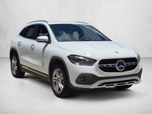 Certified 2021 Mercedes-Benz GLA 250 image 3