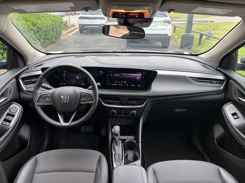 Used 2025 Buick Encore GX Preferred FWD image 32