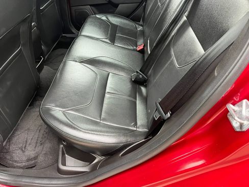 Used 2017 Ford Focus Titanium image 14