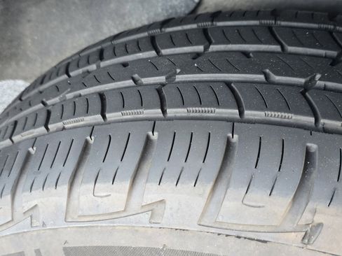 Used 2022 Toyota Highlander XLE image 25