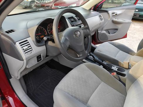 Used 2009 Toyota Corolla LE FWD image 9