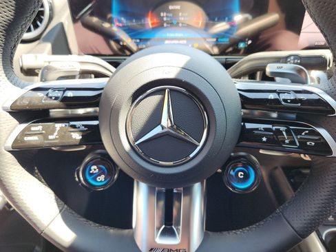 New 2025 Mercedes-Benz GLA 35 AMG 4MATIC image 21