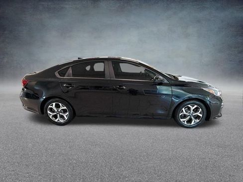 Used 2019 Kia Forte LXS image 5