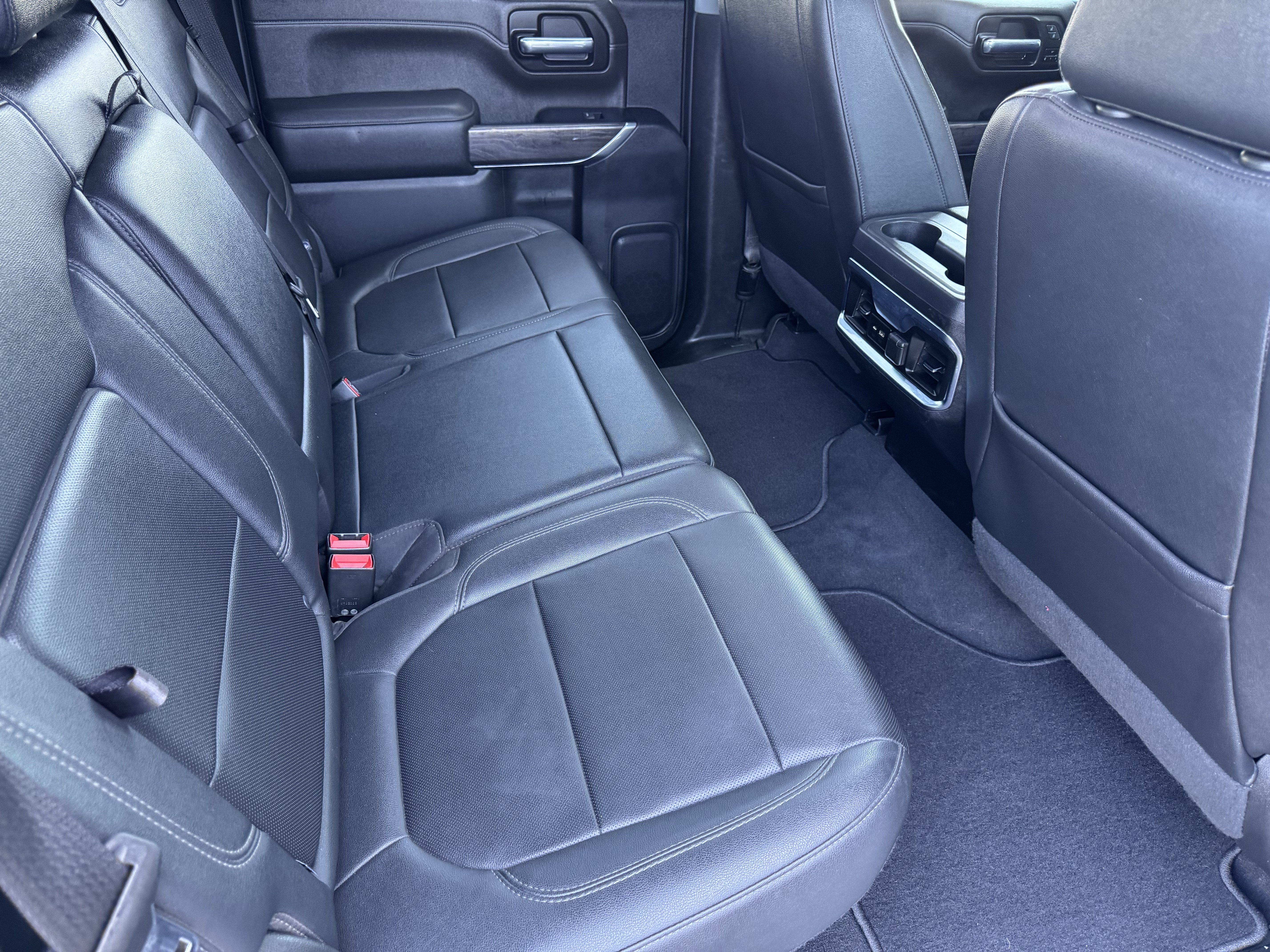 Used 2022 Chevrolet Silverado 1500 LTZ w/ LTZ Convenience Package II AWD/4WD image 21