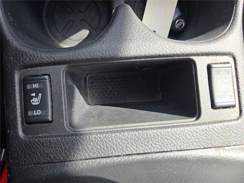 Used 2020 Nissan Rogue SL w/ Premium Package image 33