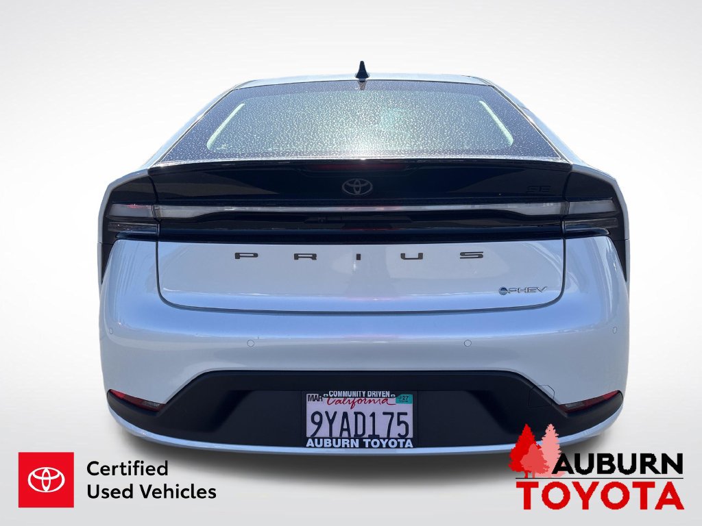 Certified 2026 Toyota Prius Plug-In Hybrid FWD image 7
