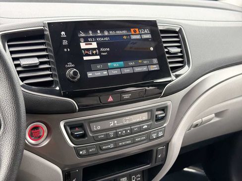 Used 2021 Honda Pilot EX image 22