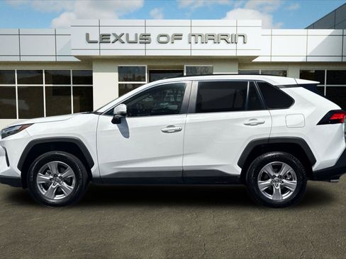 Used 2025 Toyota RAV4 XLE image 2