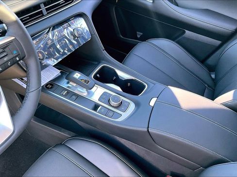 New 2026 INFINITI QX60 Luxe image 11