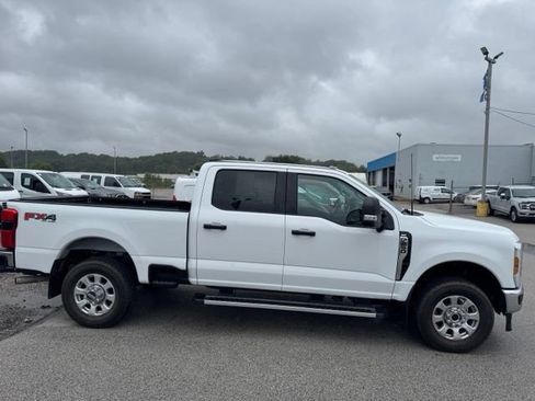 Used 2024 Ford F250 XLT w/ 360-Degree Camera Package AWD/4WD image 2