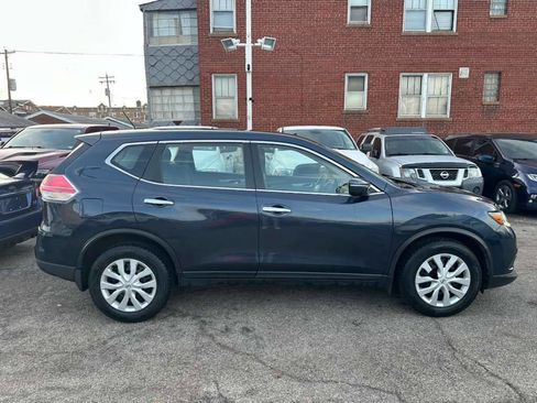 Used 2015 Nissan Rogue S image 4