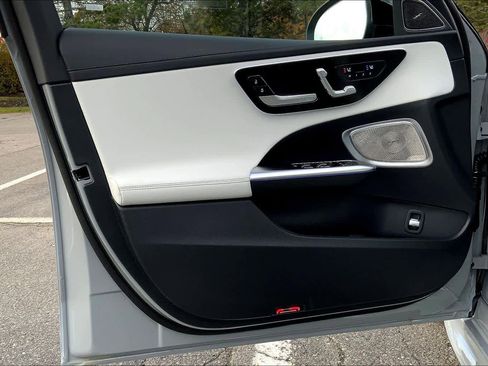 New 2026 Mercedes-Benz C 300 4MATIC Sedan image 14