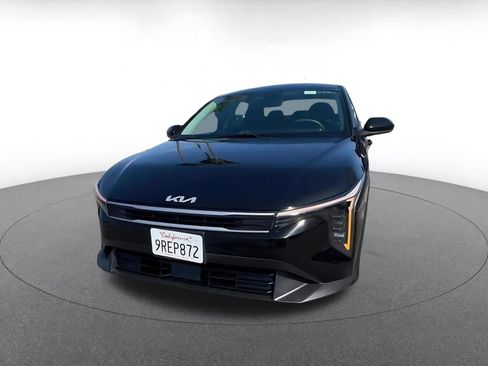 Used 2025 Kia K4 FWD image 7