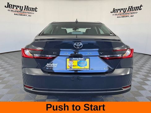 Used 2025 Toyota Camry LE FWD image 8