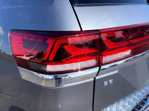 Used 2024 Volkswagen Atlas SE AWD/4WD image 29