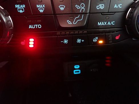 Used 2021 Ford Bronco Sport Outer Banks w/ Outer Banks Package (96D) image 3