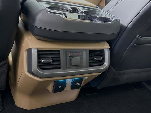 Used 2021 Ford F150 Lariat w/ Equipment Group 502A High image 20