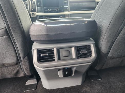 Used 2021 Ford F150 XLT AWD/4WD image 10