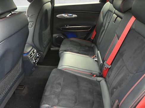 Used 2022 Genesis GV70 3.5T Sport w/ Sport Prestige Package AWD/4WD image 22