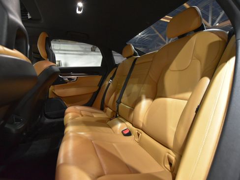 Used 2017 Volvo S90 T6 Momentum w/ Vision Package image 43