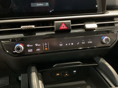 New 2026 Kia Sportage S image 17