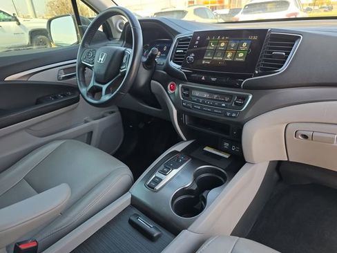 Used 2022 Honda Pilot Special Edition image 17