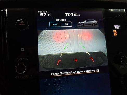 Used 2022 Subaru Outback Premium image 23