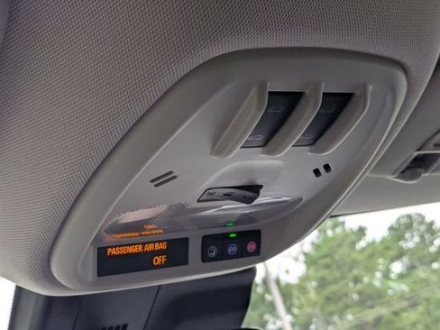 New 2026 Chevrolet Trax LT w/ Sunroof Package FWD image 21