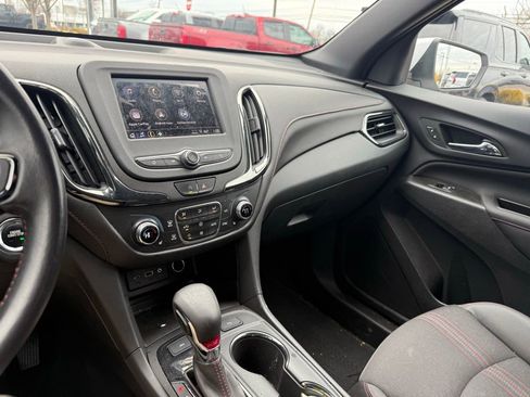 Used 2022 Chevrolet Equinox RS image 29