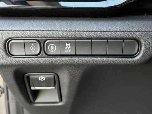 Used 2025 Acura MDX SH-AWD image 24