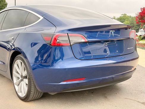 Used 2018 Tesla Model 3 Long Range AWD/4WD image 5