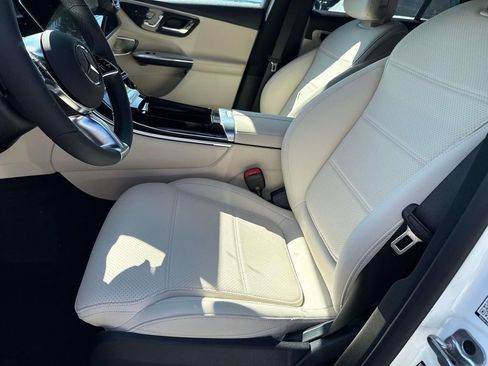 New 2026 Mercedes-Benz GLC 300 4MATIC image 7