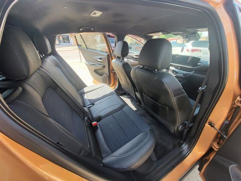 Used 2025 Buick Envista Preferred FWD image 11