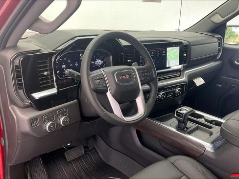 New 2026 GMC Sierra 1500 SLT w/ SLT Premium Package AWD/4WD image 4