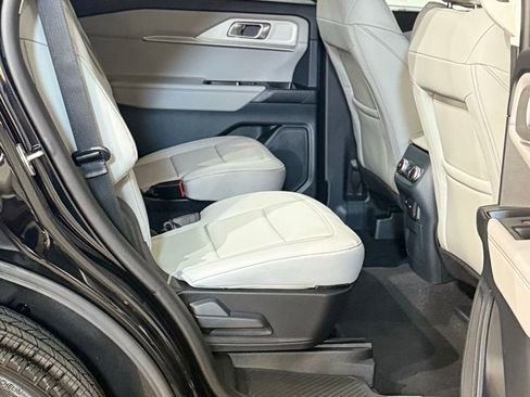 New 2026 Ford Explorer Active w/ Active Comfort Package AWD/4WD image 67