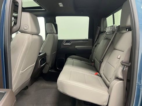 New 2026 Chevrolet Silverado 2500 LTZ w/ LTZ Premium Package AWD/4WD image 15