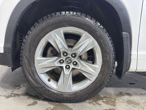 Used 2016 Toyota Highlander Limited image 5