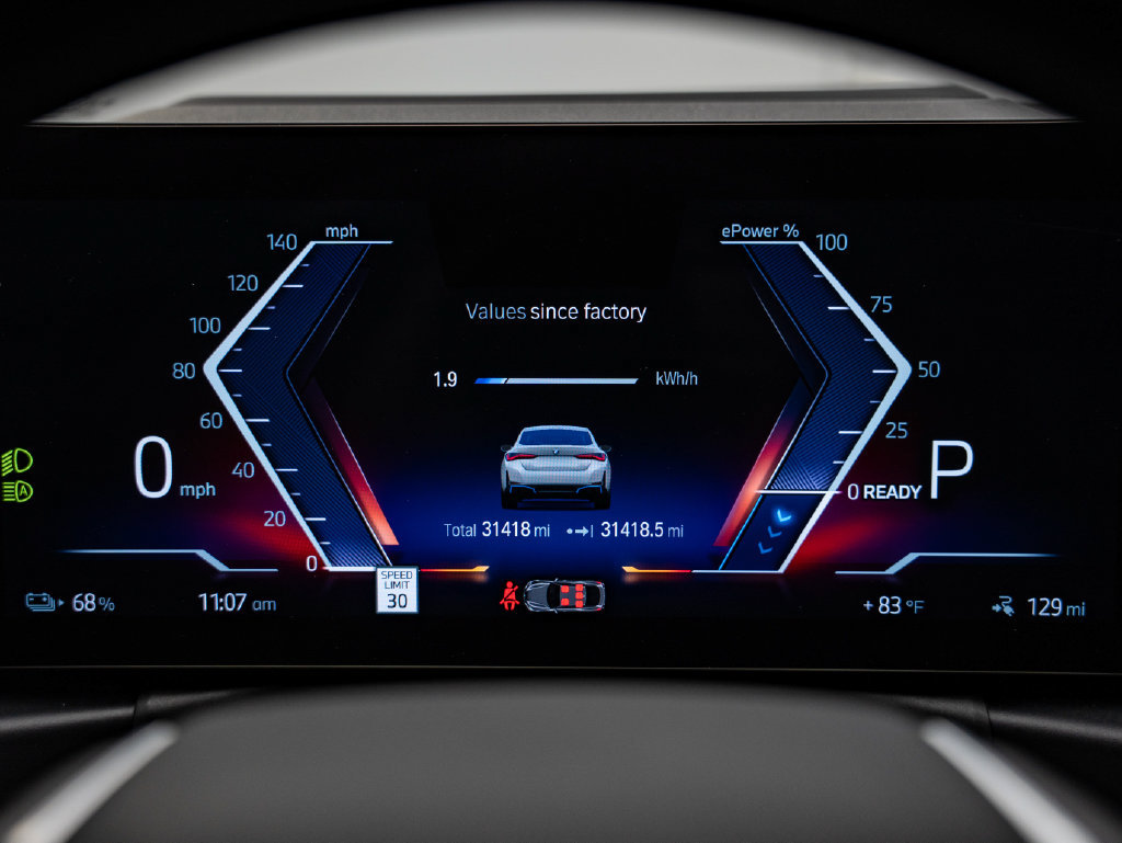 Used 2023 BMW i4 eDrive35 w/ Premium Package RWD image 31