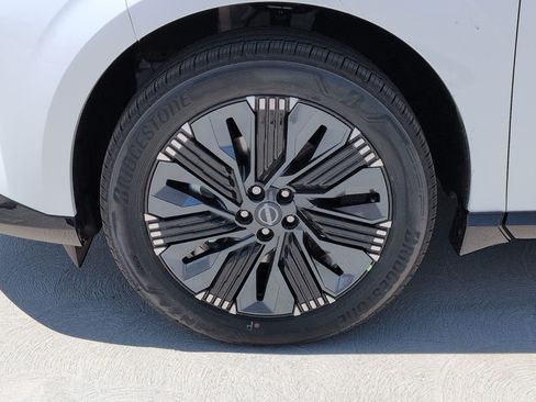 New 2026 Nissan Murano Platinum w/ Cargo Package AWD/4WD image 9