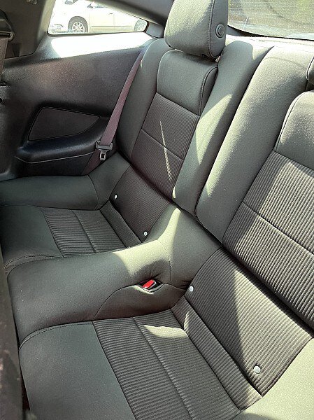 Used 2014 Ford Mustang Coupe RWD image 15